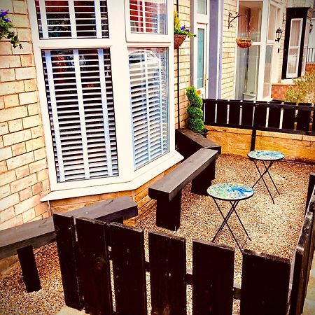Falcon Retreat Whitby Βίλα Εξωτερικό φωτογραφία