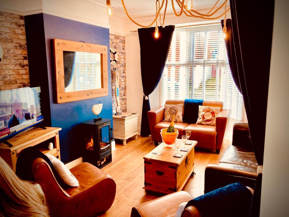 Falcon Retreat Whitby Βίλα Εξωτερικό φωτογραφία
